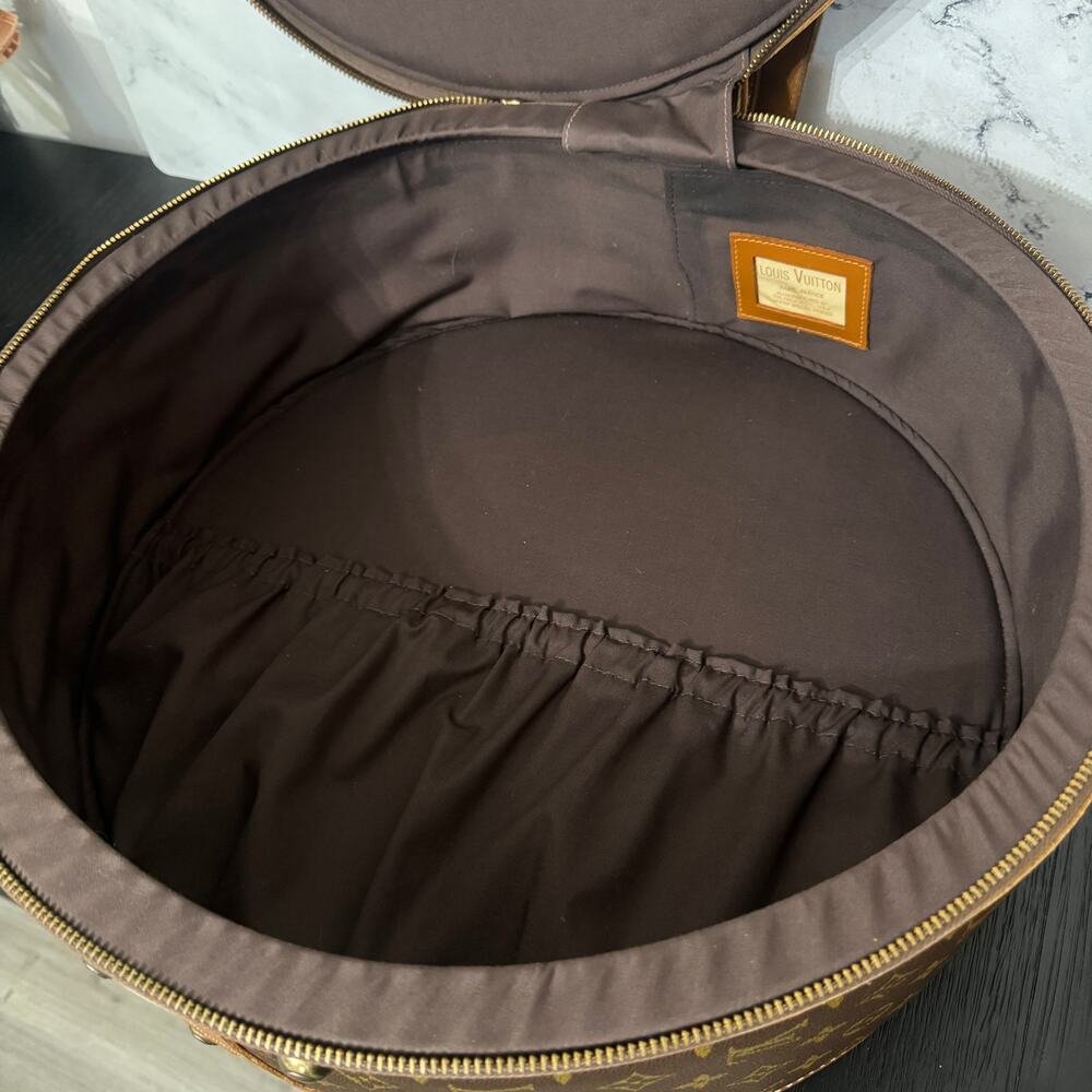 Louis Vuitton French Co. Hat Box bag Vintage Boite Chapeau monogram LV trunk - Picture 9 of 16